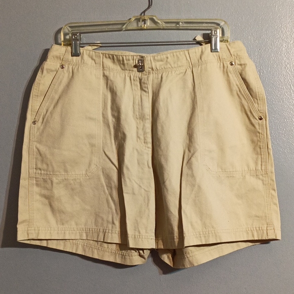J. KHAKI women's tan size 14 shorts - Picture 4 of 17